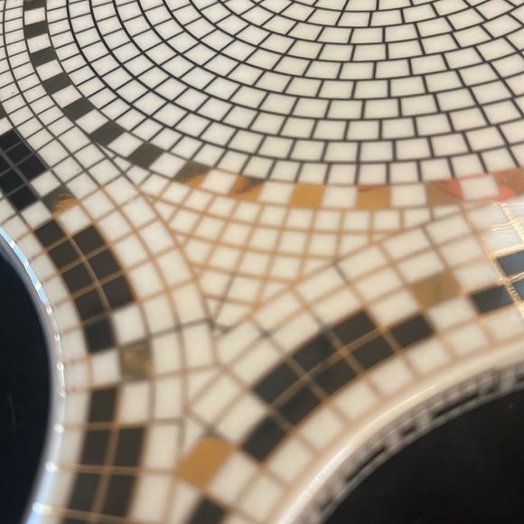 "Hello Beautiful"  Bistro Retro Style Hand Mirror from Anthropologie - Picture 6 of 8